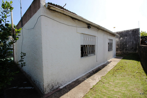 Venta Casa 2 Dorm. Peñarol A 2 Cuadras Cnel. Raiz