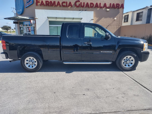 Imagen 4 de 14 de Chevrolet Silverado 2011 A Pickup Silverado 2500 Cab Ext Mt
