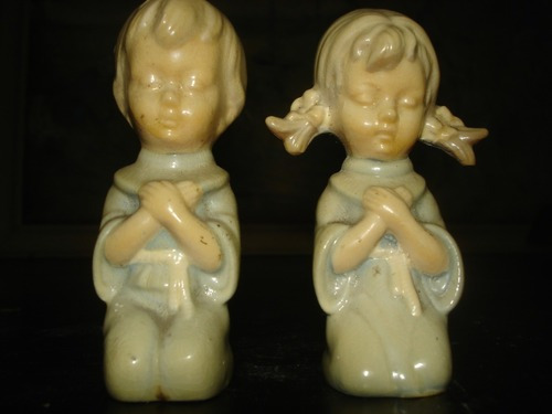 Juego De Dos Figuras De Porcelana Argott Niña Y Niño Buen
