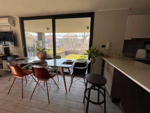 Departamento En Venta De 2 Dorm. En Ñuñoa