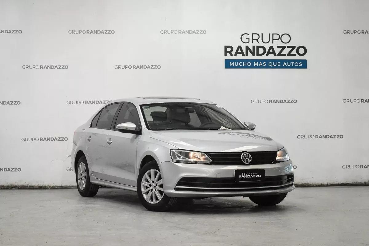 Volkswagen Vento 2.0 Advance 115cv