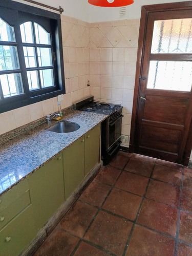 Casa En Ph Totalmente Independiente En Esquina Todo En Una