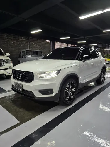 Volvo XC40 2.0 T5 Awd R-design
