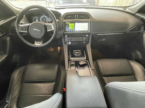 Imagem 5 de 12 de Jaguar Jag Fpace 250cvg Rspor 2018