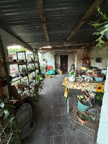 Se Venden 2 Casas En Lezica Mismo Padrón