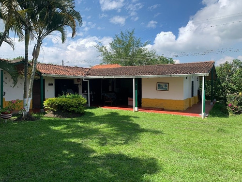 Santa Elena - Finca En Venta (a Puerta Cerrada)