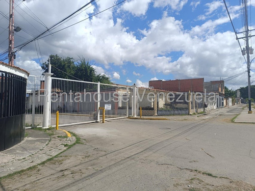 Casa En Palo Negro Residencias Casanova. Ljsa 25-10760