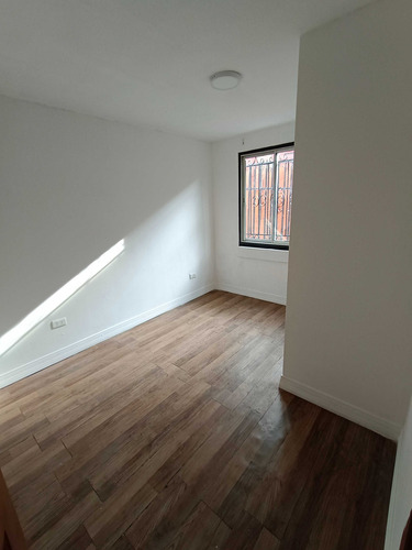Vendo Casa Av Peru, Recoleta (90348)