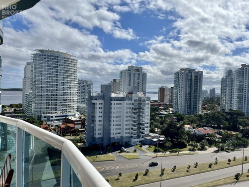 Imagen 2 de 30 de Casino Tower En Venta - Punta Del Este Mansa