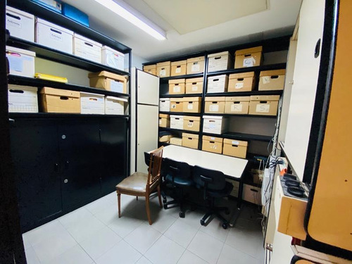 Imagen 19 de 21 de Oportunidad!! Venta Oficina: 263 M2 · 3 Cocheras Fijas · Impecable!