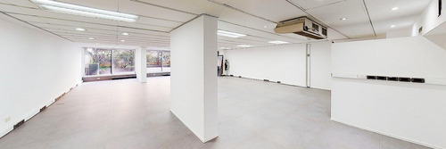 Oficina En Muy Buen Estado, Reciclada | Luminosa