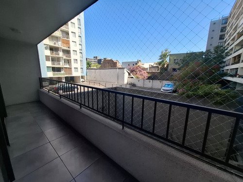 Moderno 1d 1b En Barrio Universitario, Cercano A Metros.