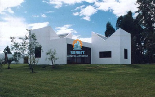 Espectacular Chacra En Jose Ignacio Compuesta Por 4 Casas Alquiler Anual- Ref: 4