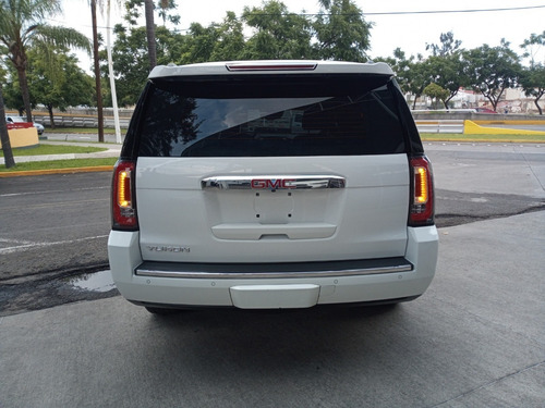 Imagen 4 de 14 de Yukon Denali Blindada 2015