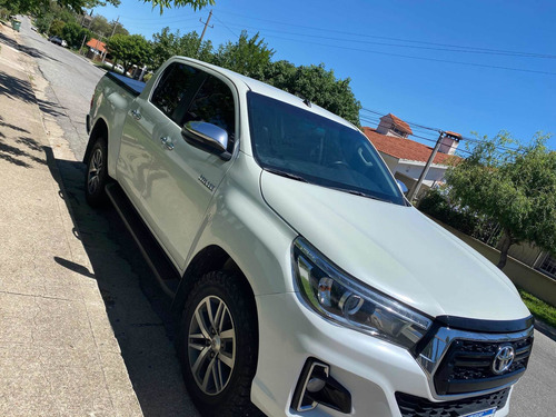 Toyota Hilux 2.8 Diésel Autom 4x4