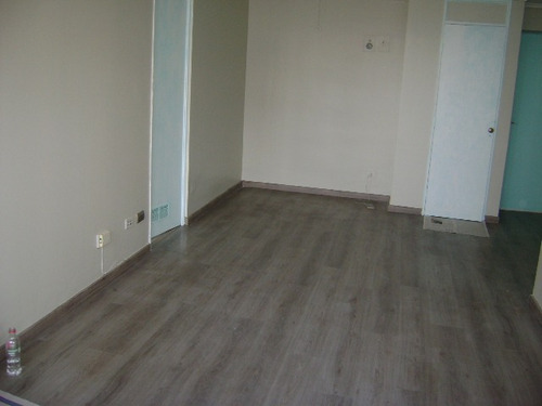 $ 139.000.000 Depto 3 Dorm 1 Baño Bodega, Metro Uc