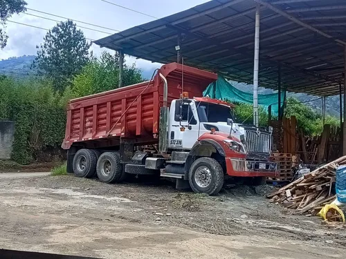 Volqueta Doble Troquer