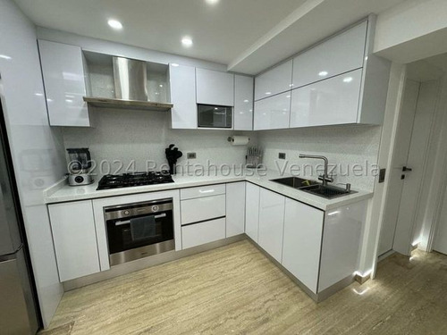 Apartamento En Venta El Rosal Jose Carrillo Bm Mls #25-5162