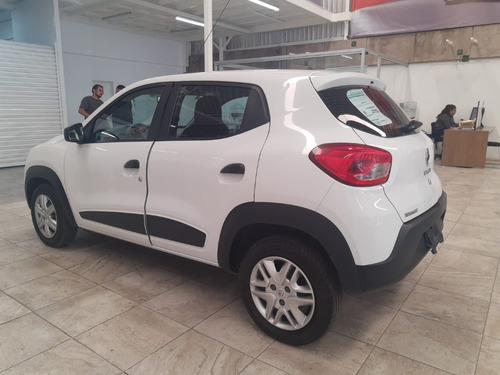 Imagen 12 de 14 de Kwid Intens Std