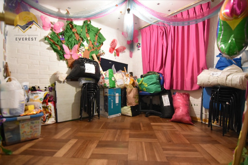 Se Vende Casa. 5d 2b Con Estacionamiento, Comuna De Maipú.