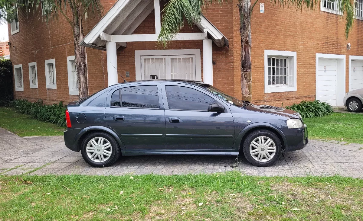 Chevrolet Astra 2.0 Gl