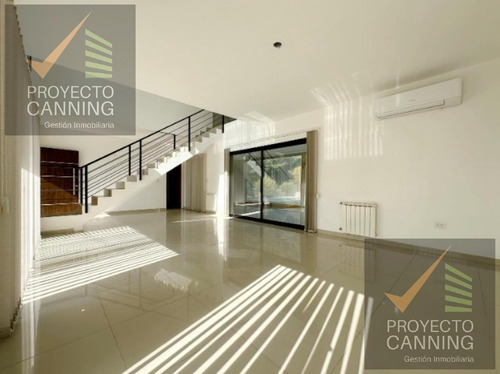 Casa En Venta En Barrio Los Naranjos Canning
