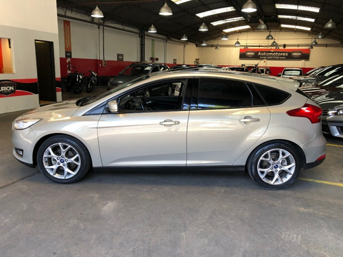 Ford Focus Iii 2.0 Se Plus Mt 2015 Urion Autos