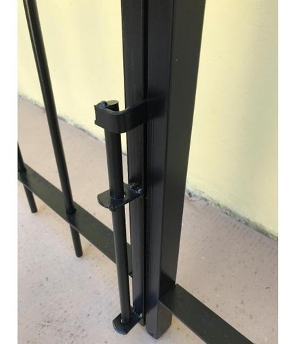 Puerta Reja Abrir Cerradura Pasador Ventana Balcon 150x200