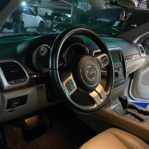Imagen 5 de 11 de Jeep Grand Cherokee 2012