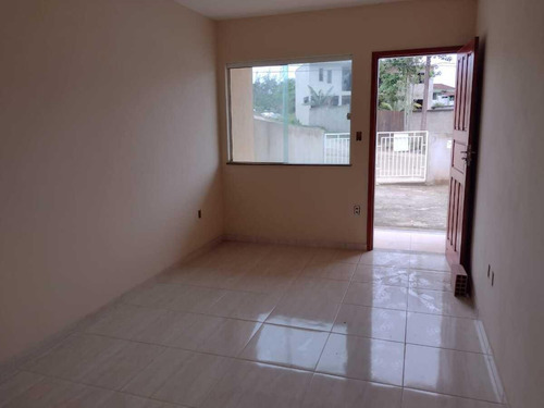 Imagem 6 de 14 de Casa 2 Dormitórios Para Venda Em Araruama, Três Vendas, 2 Dormitórios, 1 Banheiro, 2 Vagas - 237_2-500881