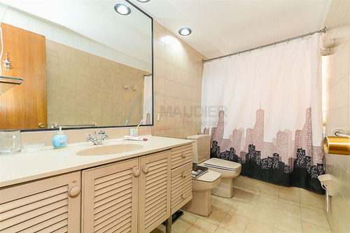 Departamento En Venta De 4 Dorm. En Las Condes