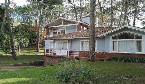 Casa A Cuatro Cuadras Del Centro Comercial