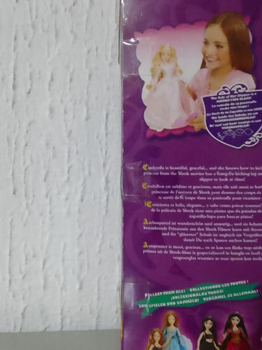 Muñeca Cinderella - Cenicienta De Shrek Princesses (Usado)