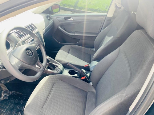 Volkswagen Jetta Trendline 2.000 Cc Mt