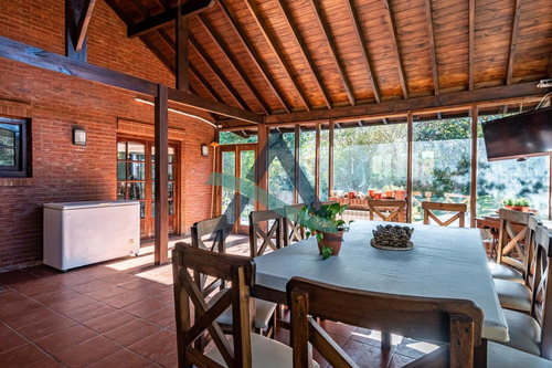 Casa 5 Ambientes C/ Dependencia. Venta Pinamar