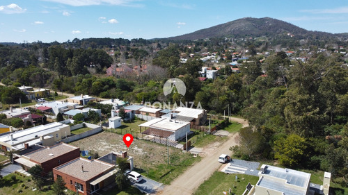 Terreno En Venta En Piriápolis, Los Ángeles. A 4 Cuadras De La Rambla Y Playa. 15 Metros De Frente.