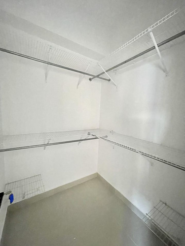 Apartamento En Alquiler 2 Habitaciones - El Millonel Millon