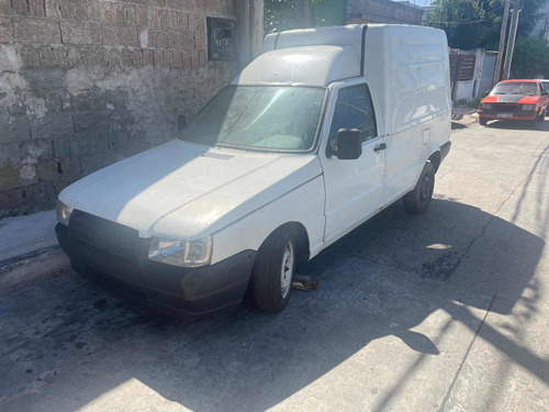 Imagen 1 de 4 de Fiorino Por Partes