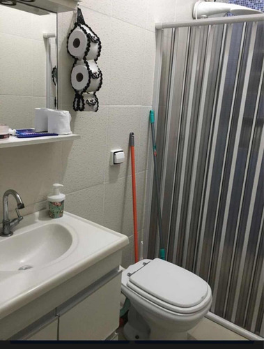 Casa Térrea Com 3 Cômodos Grandes 62,5m2 Fundos + Móveis