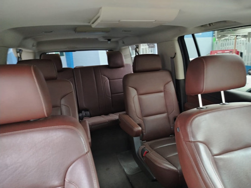 Chevrolet Suburban 5.3 Ltz V8 4wd 2da Cubo At