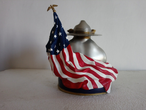Figura De Edición Limitada (Usado)
