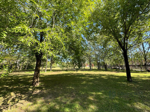 Terreno En Venta  Estancias Del Pilar- Golf- Pilar