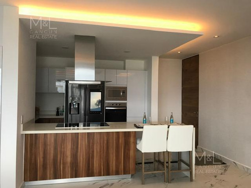 Departamento En Venta En Cancún, Icono Towers De 3 Recámaras Con Cuarto De Servicio