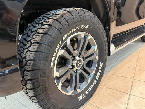 Mitsubishi L200 2.4 Di-d High Power 181cv Cuero