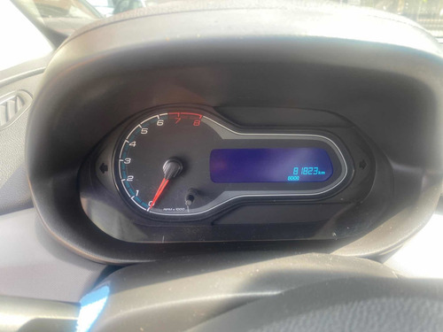 Imagen 9 de 18 de Chevrolet Onix 2016 1.4 Lt 98cv