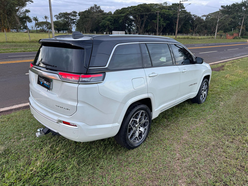 Jeep Commander 2.0 Overland 4x4 Aut. 5p