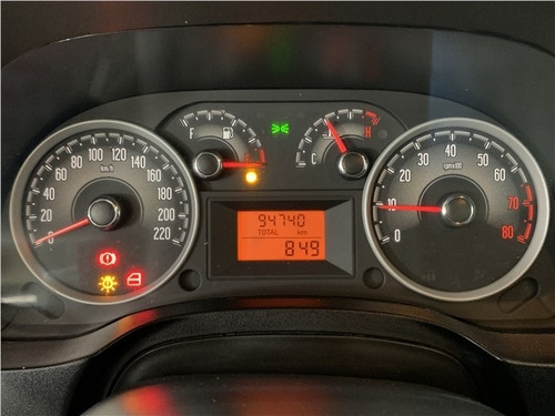 Fiat Strada 1.6 Mpi Trekking Cs 16v Flex 2p Manual