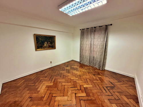 Jaime Eyzaguirre/alameda - Oficina 1er Piso 4 Privados+salon