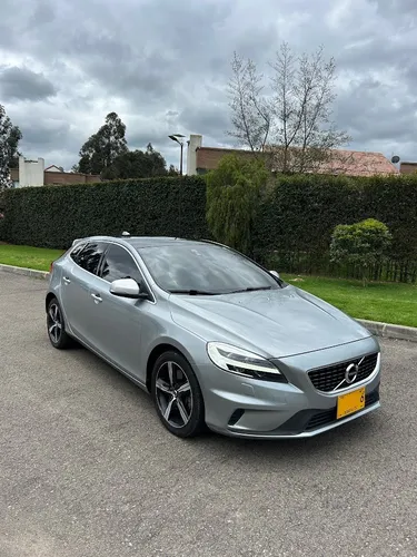 Volvo V40 2.0 T4 Drive-e R-design