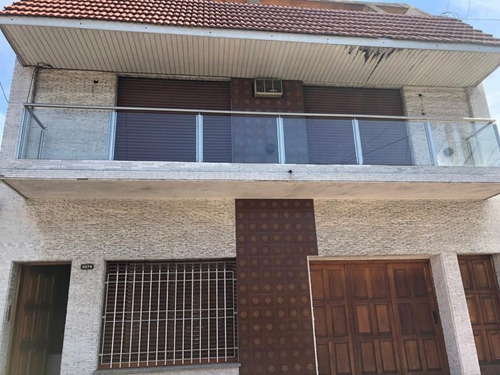 Imagen 1 de 17 de Casa En Venta En Valentín Alsina